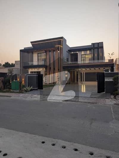 Park Facing 2 Kanal Brand New Modern House With Swimming Pool