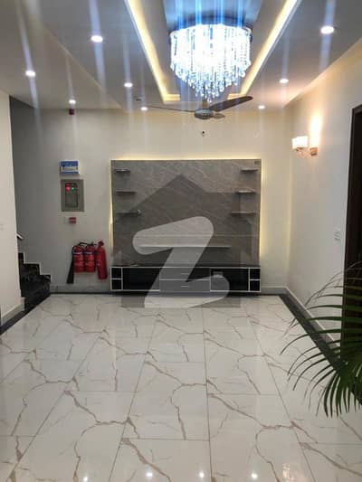 MIAN BROTHERS OFFER DEFENCE PHASE 3 LUXURY 10 MARLA PROPER DOUBLE UNIT HOUSE FOR SALE ALMOST FINAL 4,65,00,000