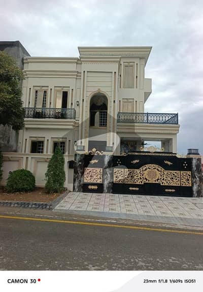 10 Marla Brand New House Available For Sale.