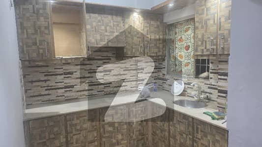 گلستانِِ جوہر ۔ بلاک 17 گلستانِ جوہر,کراچی میں 2 کمروں کا 3 مرلہ بالائی پورشن 52.0 لاکھ میں برائے فروخت۔