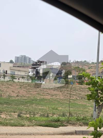 10 Marla Plot with6 Marla Extra Land Paid