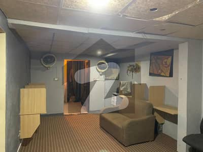 گلشنِ اقبال - بلاک 13 بی گلشنِ اقبال,گلشنِ اقبال ٹاؤن,کراچی میں 4 کمروں کا 5 مرلہ دفتر 45.0 ہزار میں کرایہ پر دستیاب ہے۔