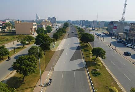 لیک سٹی ۔ سیکٹر ایم ۔ 5 لیک سٹی,رائیونڈ روڈ,لاہور میں 10 مرلہ رہائشی پلاٹ 2.1 کروڑ میں برائے فروخت۔