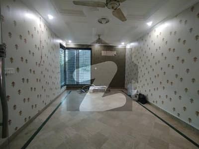 12 MARLA LOWER PORTION WITH GARAGE FOR RENT IN JOHAR TOWN LAHORE