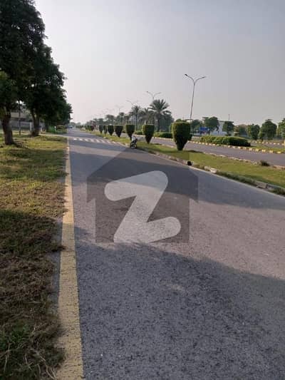 Commercial Property In Commercial Hub