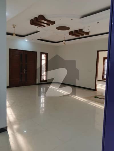 پی ای سی ایچ ایس بلاک 2 پی ای سی ایچ ایس,جمشید ٹاؤن,کراچی میں 16 مرلہ دفتر 3.5 لاکھ میں کرایہ پر دستیاب ہے۔