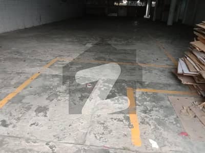 Warehouse Hall Available For Rent In Millat Chock