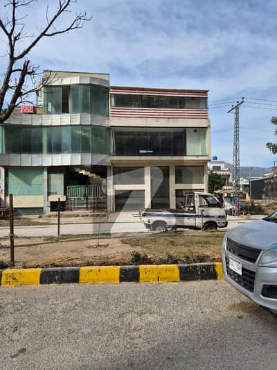 ای ۔ 11 اسلام آباد میں 4 مرلہ عمارت 7.0 لاکھ میں کرایہ پر دستیاب ہے۔