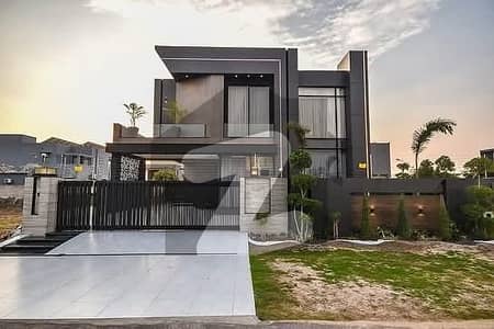 ڈی ایچ اے فیز 6 ڈیفنس (ڈی ایچ اے),لاہور میں 5 کمروں کا 1 کنال مکان 8.72 کروڑ میں برائے فروخت۔