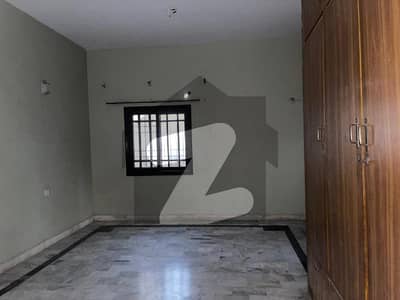 گلشنِ اقبال - بلاک 1 گلشنِ اقبال,گلشنِ اقبال ٹاؤن,کراچی میں 3 کمروں کا 10 مرلہ بالائی پورشن 95.0 ہزار میں کرایہ پر دستیاب ہے۔