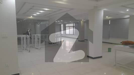 Complete Floor In A Corporate Building Is Now Available For Rent