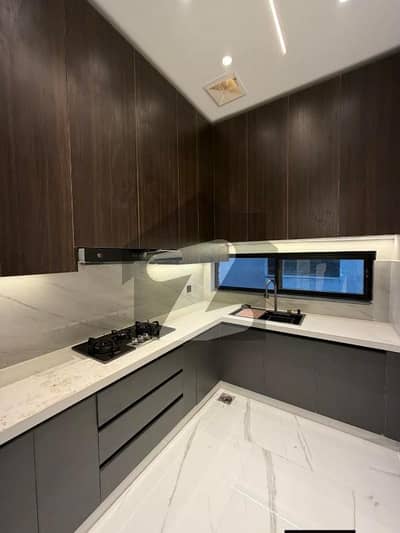 ڈی ایچ اے ڈیفینس فیز 2 ڈی ایچ اے ڈیفینس,اسلام آباد میں 3 کمروں کا 10 مرلہ بالائی پورشن 80.0 ہزار میں کرایہ پر دستیاب ہے۔