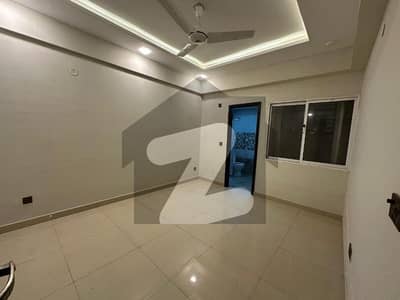 One Bedroom Non-Furnished Appartment Available for Rent in Samama Gulberg