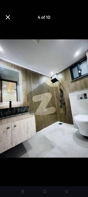 لیک سٹی رائیونڈ روڈ,لاہور میں 5 کمروں کا 8 مرلہ مکان 1.5 لاکھ میں کرایہ پر دستیاب ہے۔