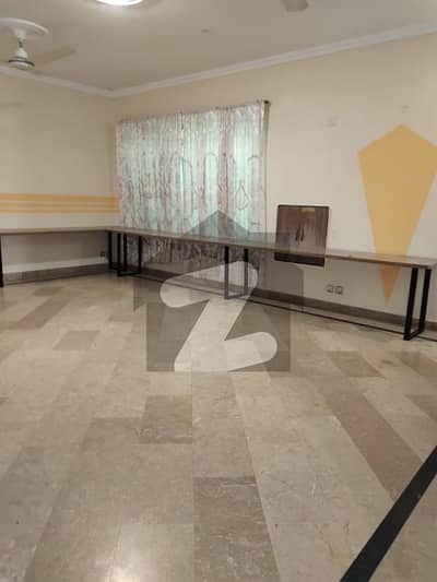 Abrar Estate Offers 2 Kanal Building For School Academy Collage Main Boulevard Near Wapda Town