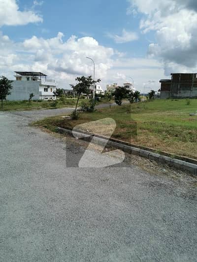 گلبرگ ریزیڈنشیا - بلاک او گلبرگ ریزیڈنشیا,گلبرگ,اسلام آباد میں 7 مرلہ رہائشی پلاٹ 32.0 لاکھ میں برائے فروخت۔