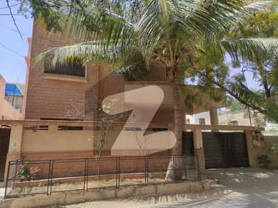 Bungalow for Sale 400 Sq. Yards Location: Block 12, Gulistan-e-Johar, Karachi Society: Boundary Wall Society Environment: Peaceful & Secure