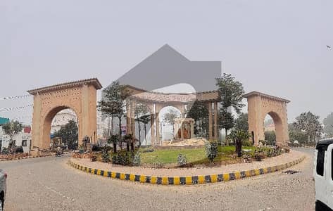 بش ایگزیکٹو ولاز ملتان میں 6 مرلہ رہائشی پلاٹ 95.0 لاکھ میں برائے فروخت۔