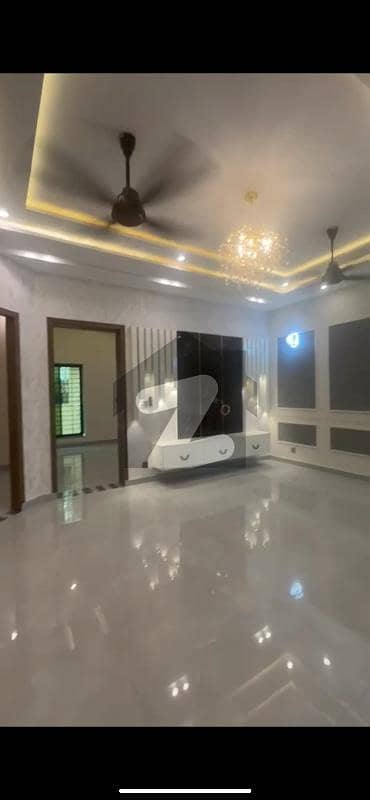 10 marla house for sale