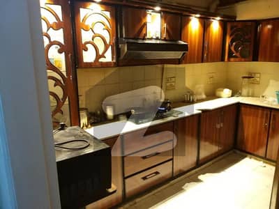 240 YARDS BUNGALOW AVAILABLE FOR SALE IN GULSHAN E IQBAL