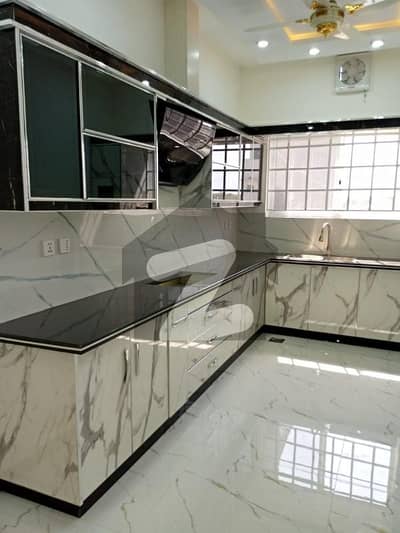 بحریہ ٹاؤن فیز 8 ۔ بلاک ایم بحریہ ٹاؤن فیز 8,بحریہ ٹاؤن راولپنڈی,راولپنڈی میں 3 کمروں کا 5 مرلہ مکان 1.85 کروڑ میں برائے فروخت۔ بحریہ ٹاؤن فیز 8 ۔ بلاک ایم بحریہ ٹاؤن فیز 8,بحریہ ٹاؤن راولپنڈی,راولپنڈی میں 3 کمروں کا 5 مرلہ مکان 1.85 کروڑ میں برائے فروخت۔