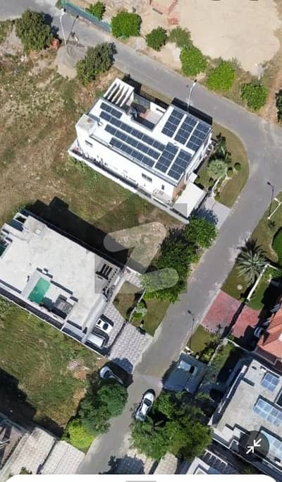 ڈی ایچ اے فیز 7 ڈیفنس (ڈی ایچ اے),لاہور میں 1 کنال رہائشی پلاٹ 4.5 کروڑ میں برائے فروخت۔