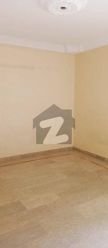 Investors Should rent This Upper Portion Located Ideally In Gulistan-e-Jauhar