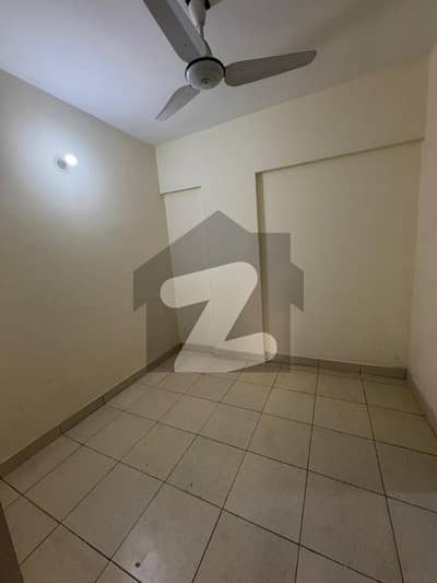 ڈی ایچ اے فیز 2 ایکسٹینشن ڈی ایچ اے ڈیفینس,کراچی میں 2 کمروں کا 4 مرلہ فلیٹ 65.0 ہزار میں کرایہ پر دستیاب ہے۔