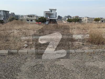 گلبرگ ریزیڈنشیا - بلاک ٹی گلبرگ ریزیڈنشیا,گلبرگ,اسلام آباد میں 7 مرلہ رہائشی پلاٹ 85.0 لاکھ میں برائے فروخت۔