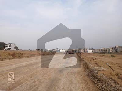 Solid Land Plot Available For Sale In Gulberg Residencia