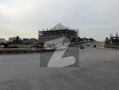 Gulberg Residencia Block V Ideal location 7 Marla Plot