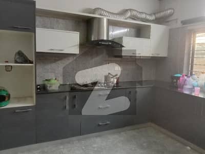 ڈی ایچ اے ڈیفینس فیز 2 ڈی ایچ اے ڈیفینس,اسلام آباد میں 6 کمروں کا 1 کنال مکان 2.8 لاکھ میں کرایہ پر دستیاب ہے۔