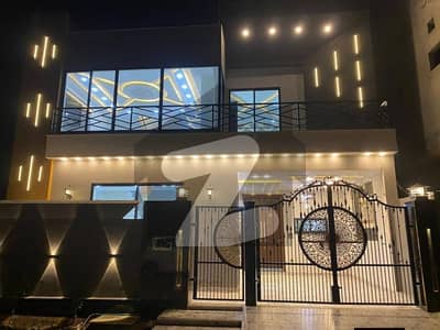 6 Marla Beautiful House For Sale in Buch Villas Multan