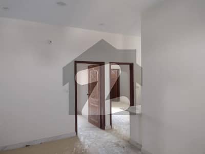 Flat For Rent 700 SQ Ft 4th Floor 2 Bad L Corner Waste Open Vid Lift Prime Location Beautiful Society Punjabi Sodagreen PS City Phase 2 Coctor 31 A