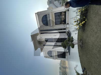 10 Marla Residential Plot For Sale In Bahria Town LHR