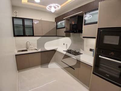 4 bed dd Portion Available for Rent