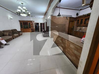 300 SQ YARDS GROUND +ONE HOUSE FOR SALE