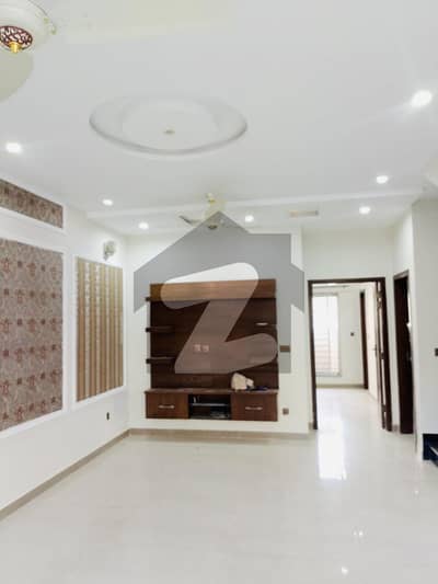 ڈی ایچ اے 9 ٹاؤن ڈیفنس (ڈی ایچ اے),لاہور میں 3 کمروں کا 5 مرلہ مکان 80.0 ہزار میں کرایہ پر دستیاب ہے۔