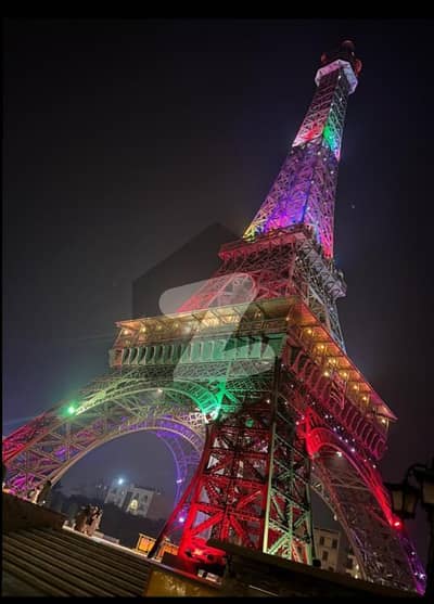 بحریہ ٹاؤن سیکٹر ای بحریہ ٹاؤن,لاہور میں 1 کمرے کا 1 مرلہ فلیٹ 60.0 لاکھ میں برائے فروخت۔