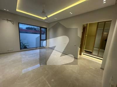 ایف ۔ 11 اسلام آباد میں 3 کمروں کا 1 کنال زیریں پورشن 4.0 لاکھ میں کرایہ پر دستیاب ہے۔