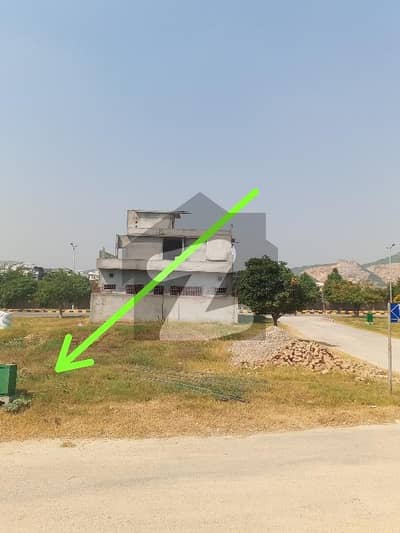 Hot Investment Opportunity 10 Marla Plot for Sale | Block E, Multi Gardens B-17 Islamabad