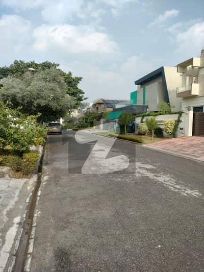 1 Kanal Corner Plot available For Sale In DHA 2 Islamabad