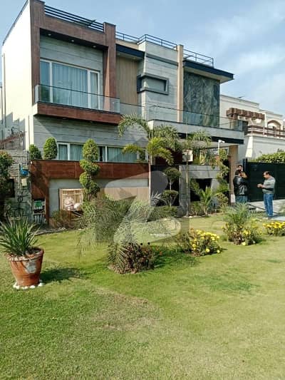 1kanal Fully Furnished House Available For Sale 1kanal Fully Furnished House Available For Sale