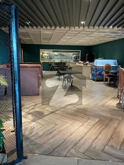 ایکسپریس مال اینڈ ریزیڈنسی اسلام آباد ایکسپریس وے,اسلام آباد میں 4 مرلہ دکان 1.0 کروڑ میں برائے فروخت۔