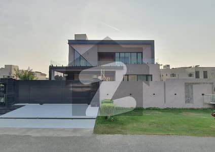 1 kanal New designer luxury house for rent phase 6 DHA