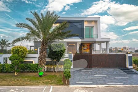 ڈی ایچ اے فیز 6 - بلاک ایف فیز 6,ڈیفنس (ڈی ایچ اے),لاہور میں 5 کمروں کا 2 کنال مکان 14.5 کروڑ میں برائے فروخت۔