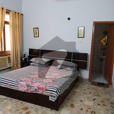 گلشنِ اقبال - بلاک 7 گلشنِ اقبال,گلشنِ اقبال ٹاؤن,کراچی میں 5 کمروں کا 10 مرلہ مکان 6.5 کروڑ میں برائے فروخت۔