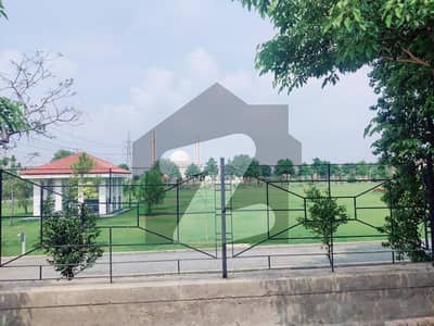 10 MARLA PLOT FOR SALE IN FDA CITY 40 FEET ROAD IDEAL LOCATION