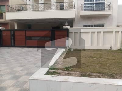 I-8 Brand New Ground Portion For Rent.