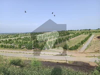 ڈی ایچ اے ویلی - لِلی سیکٹر ڈی ایچ اے ویلی,ڈی ایچ اے ڈیفینس,اسلام آباد میں 5 مرلہ رہائشی پلاٹ 24.0 لاکھ میں برائے فروخت۔